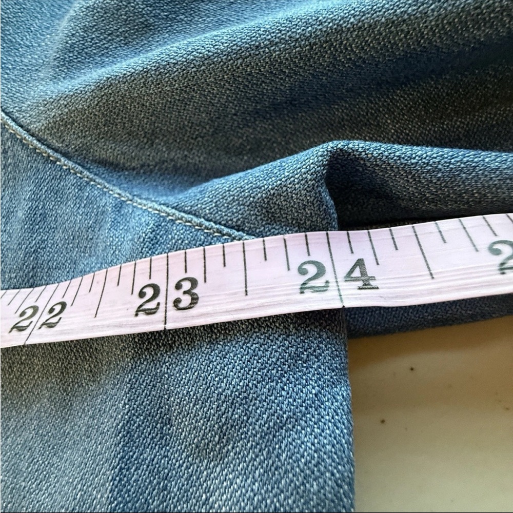 Frank & Eileen Womens Eileen Button Up Top Size M Blue Distressed Denim Shirt - Picture 5 of 10